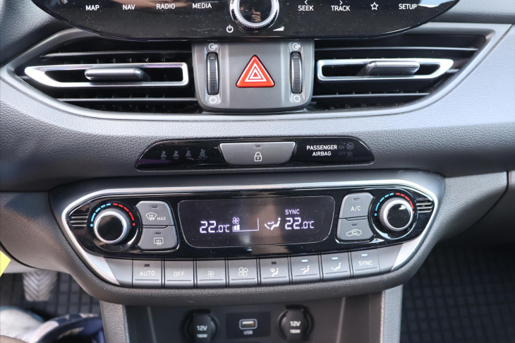 Hyundai i30 1,5 T-GDI 117kW Family Smart