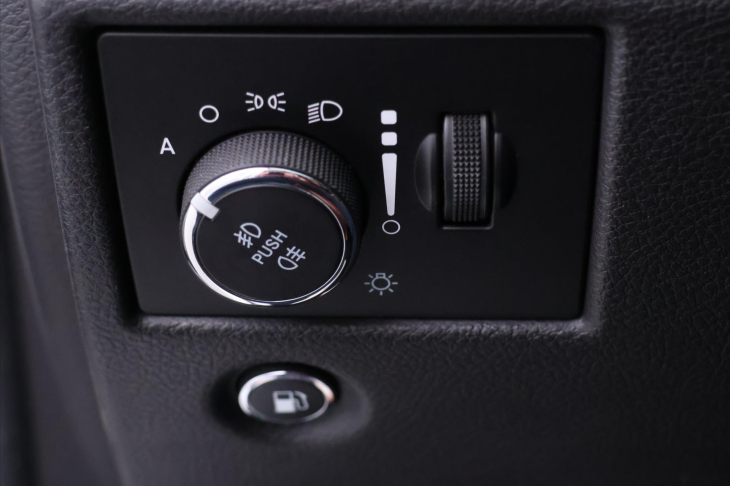 Jeep Grand Cherokee 3,0 CRDI 184kW Summit 4x4 CZ