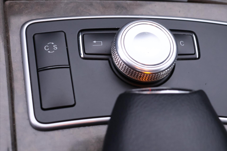 Mercedes-Benz Třídy E 3,0 350CDI 170kW Automat Navi