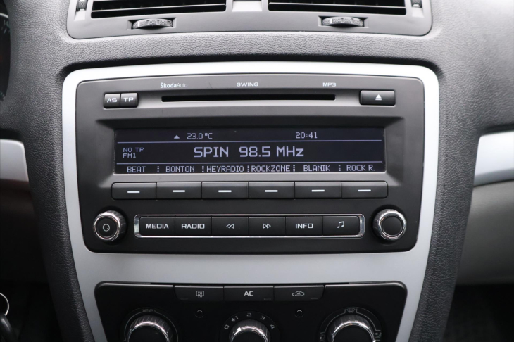 Škoda Octavia 1,4 TSI 90 kW Ambiente
