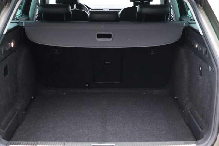 Škoda Superb 2.0 TSI 206kW DSG CZ L&K