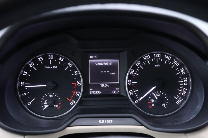 Škoda Octavia 2,0 TDI 110KW Elegance CZ