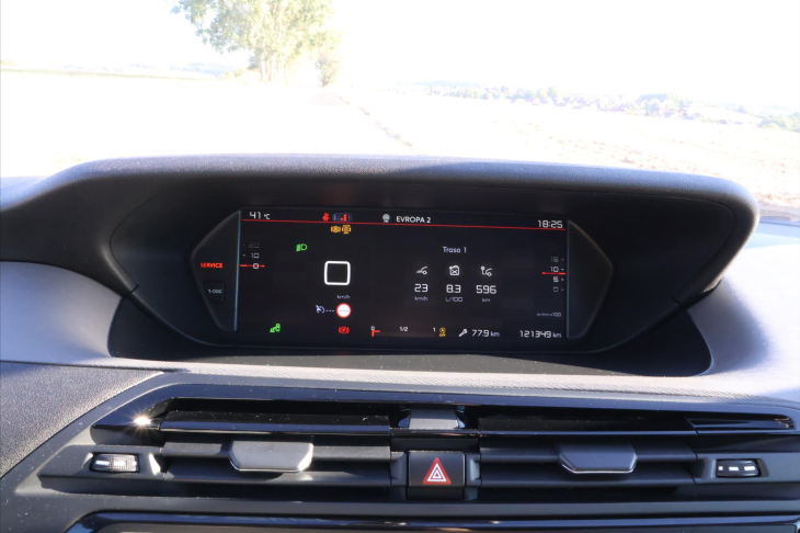 Citroën Grand C4 Picasso 1,2 PT 96kW Selection 1.Maj