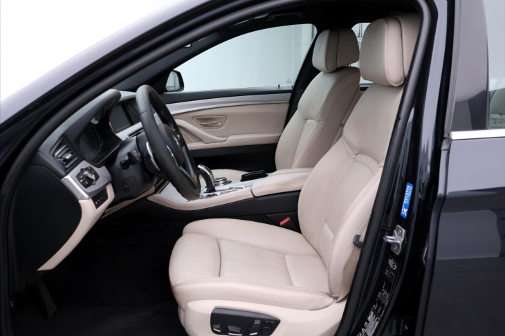 BMW Řada 5 3,0 535i 225kW xD M-paket DPH