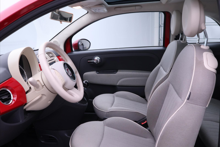 Fiat 500 1.2 i 69k CZ Lounge Serv.Kniha