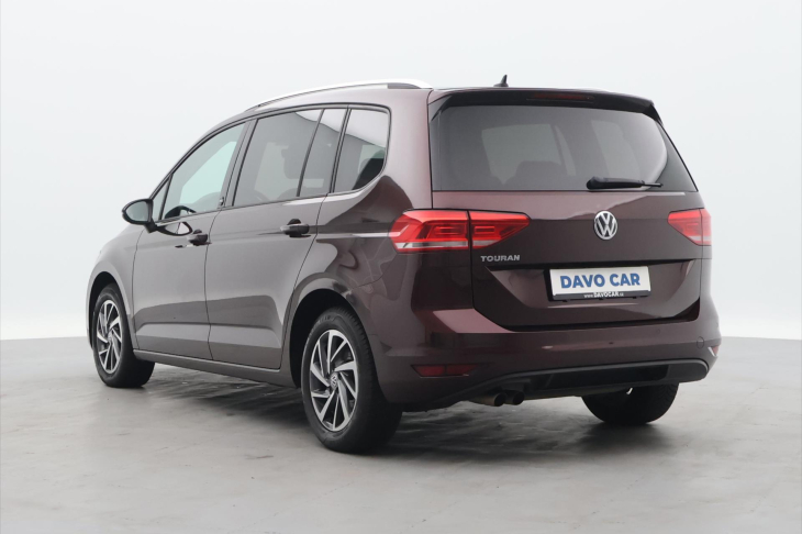 Volkswagen Touran 1,4 TSI 110kW DSG Sound 7-Míst