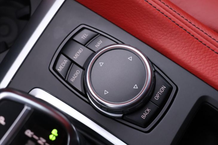 BMW X6 3,0 M50d 280kW M-Paket CZ DPH