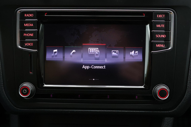 Volkswagen Caddy 2,0 TDI Aut.klima Tažné