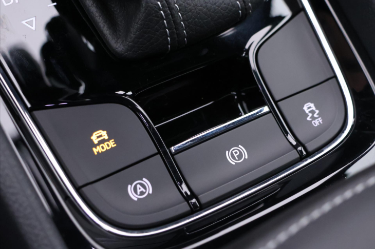 Škoda Karoq 1,5 TSi Sportline DSG 1maj DPH