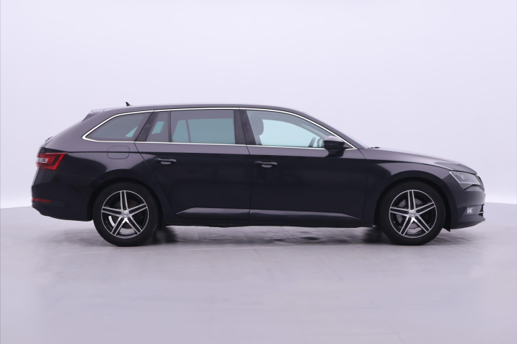 Škoda Superb 2,0 TDI 110kW Style Combi DPH