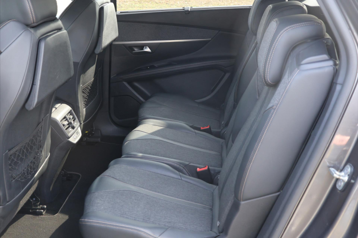 Peugeot 5008 1,2 PT 96kW GT-Line 7-Míst