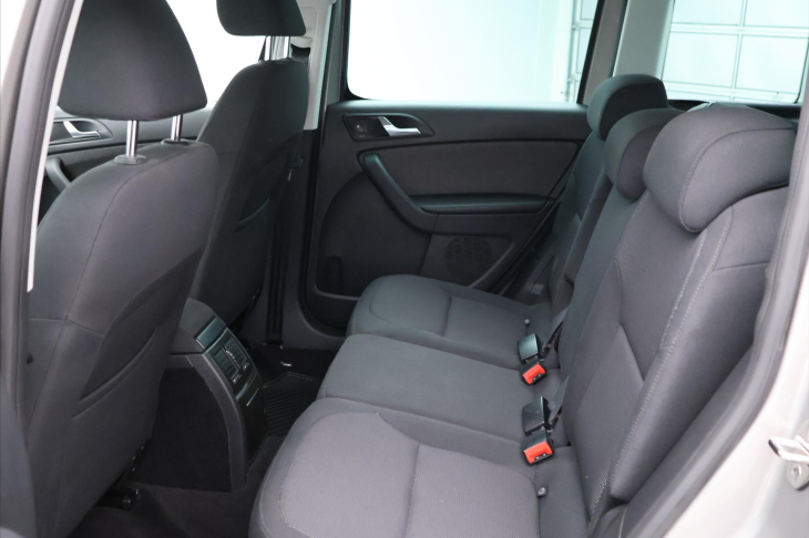 Škoda Yeti 2,0 TDI 103kW DSG 4x4 Xenon