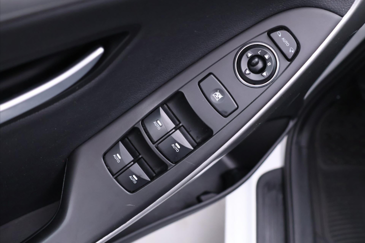 Hyundai i30 1,6 GDi 99kW Aut. CZ Weekend