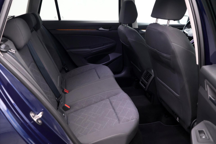 Volkswagen Golf 1,5 1.5 TSI 110 kW DSG Variant