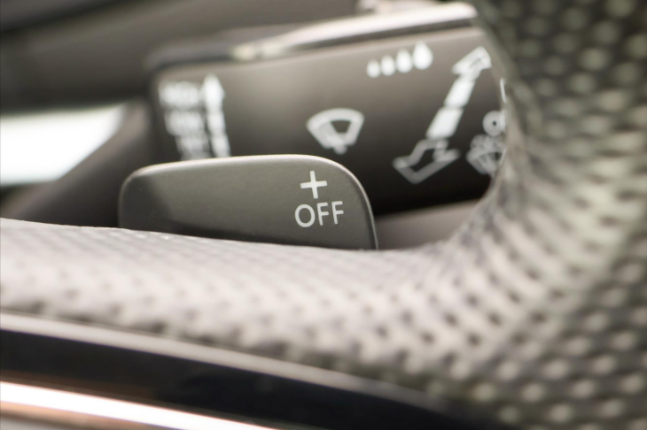 Škoda Karoq 2,0 TDI 4x4 DSG Style LED 1Maj