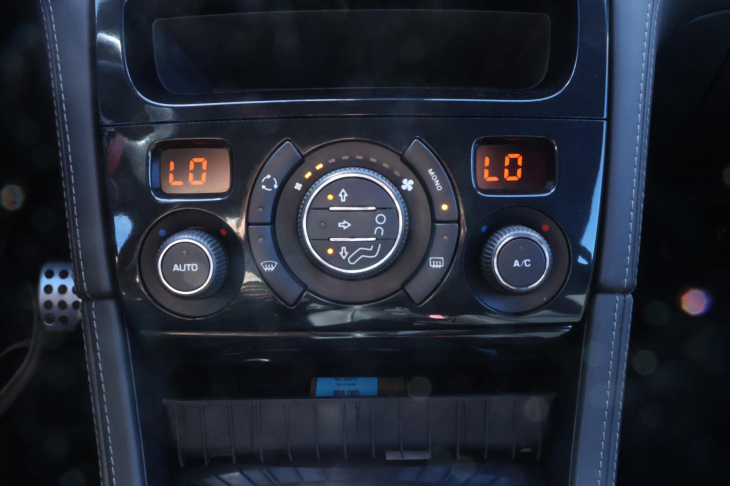 Peugeot RCZ 1,6 16V 147kW Allure Navi