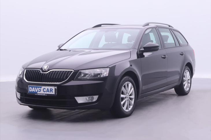 Škoda Octavia 1,4 TSI 103kW Serv.Kniha 1.Maj