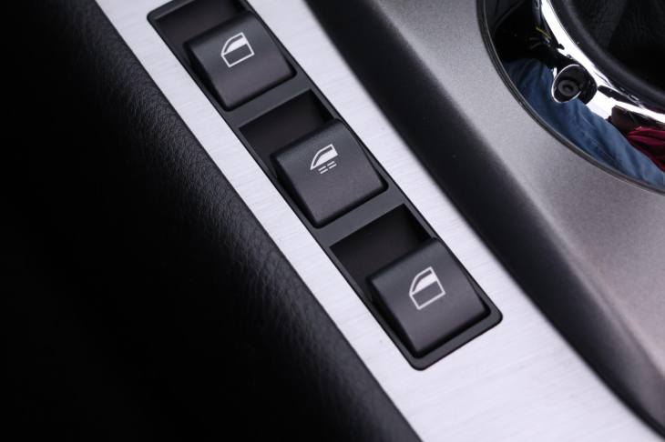 BMW M3 3,2 252KW SMG 108TKM