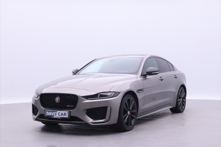 Jaguar XE 2,0 P300 221kW R-Dynamic DPH