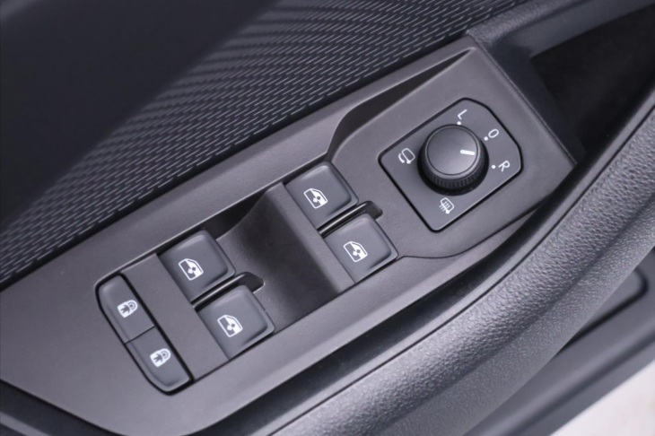 Škoda Octavia 2,0 TDI 147kW 4x4 DSG Scout CZ DPH