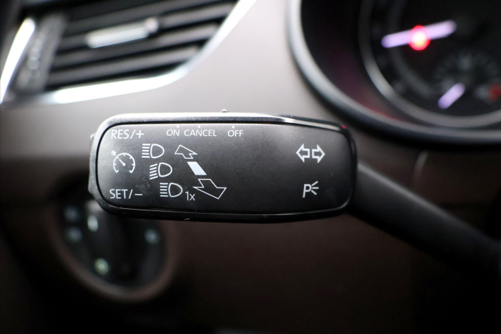 Škoda Octavia 2.0 TDI 135kW DSG Scout Xenon