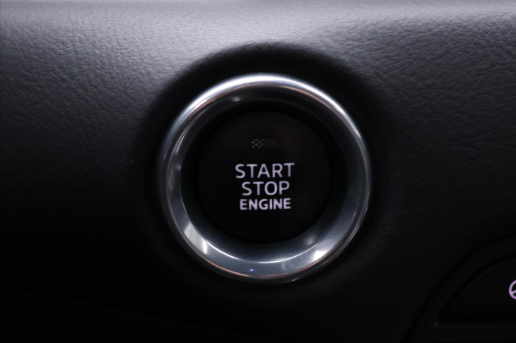 Mazda CX-5 2,5 SkyActiv AWD Sports-Line DPH