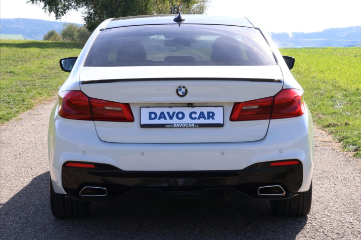 BMW Řada 5 3,0 530d 195kW xDrive CZ
