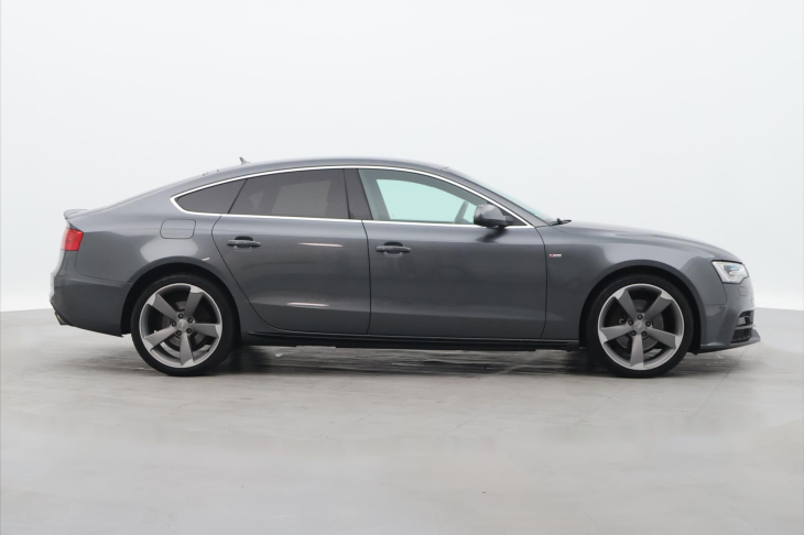 Audi A5 2,0 TFSI 169kW S-Line Xenon