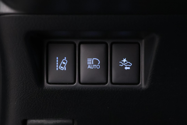 Toyota Yaris 1,5 VVT-i 82kW Aut.klima 1.Maj