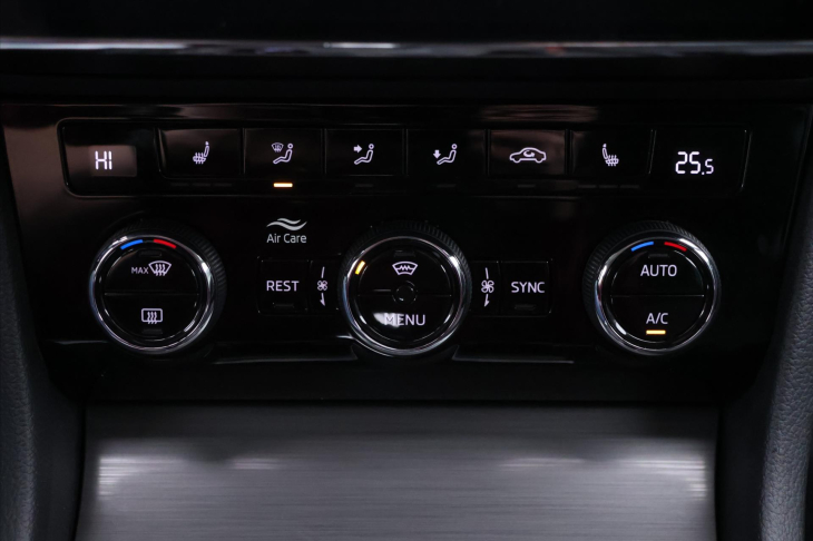 Škoda Superb 2,0 TDI 147kW DSG Style 4x4 CZ