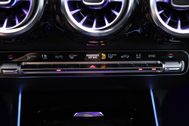 Mercedes-Benz GLB 2,0 200d 4MATIC AMG Premium