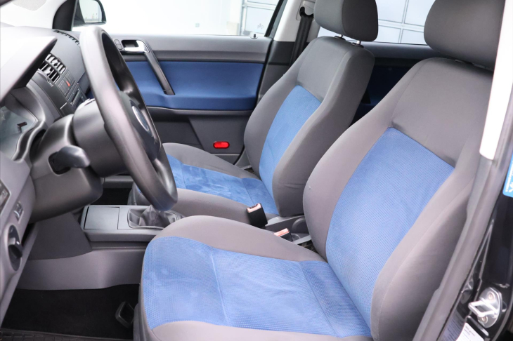 Volkswagen Polo 1,2 i Comfort Klima STK 01/27