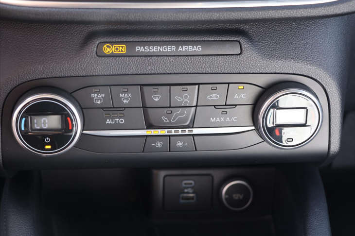 Ford Kuga 1,5 EB 110kW Titanium X CZ DPH