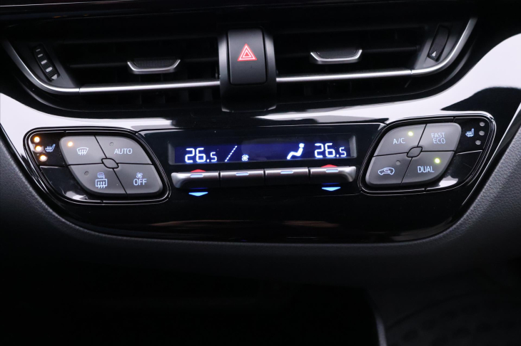 Toyota C-HR 1,8 Hybrid 72kW Selection CZ