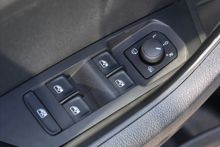 Škoda Karoq 1,0 TSI Soleil LED 1.Majitel