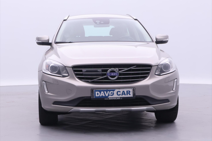 Volvo XC60 2,0 D3 100kW Summum Serv.Kniha