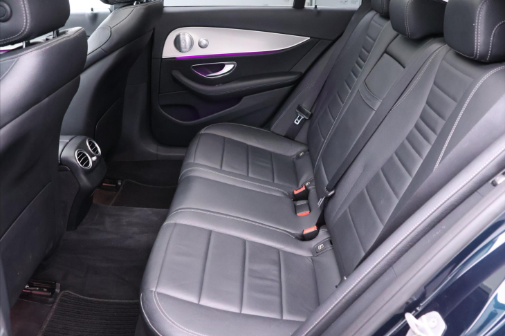Mercedes-Benz Třídy E 3,0 350d 190kW LED Virtuál