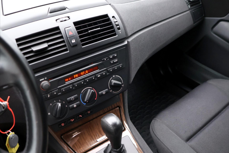 BMW X3 2,5 R6 141KW CZ Aut. 4x4
