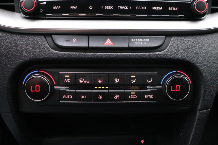 Kia Ceed 1,4 T-GDI Fresh CZ