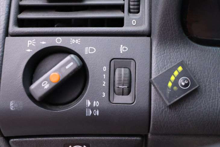 Mercedes-Benz Třídy C 1,8 180 90kW LPG CZ Tažné