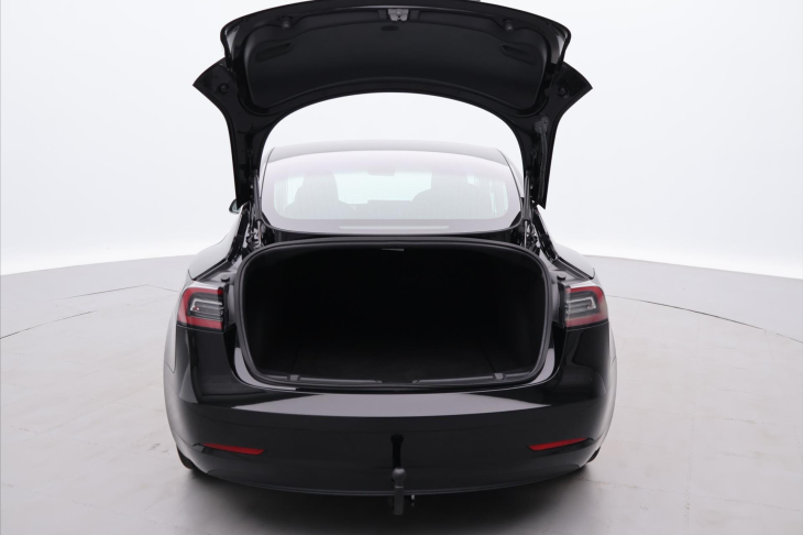 Tesla Model 3 Std Range Plus 52kWh