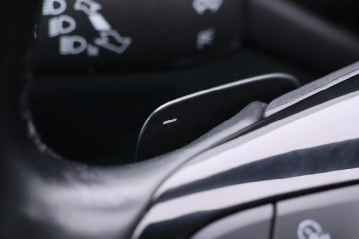 Volkswagen Tiguan 2,0 TSI R-line Highline DSG 4M