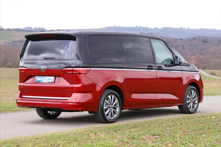 Volkswagen Multivan 2,0 TDI DSG Long Style 7-Míst