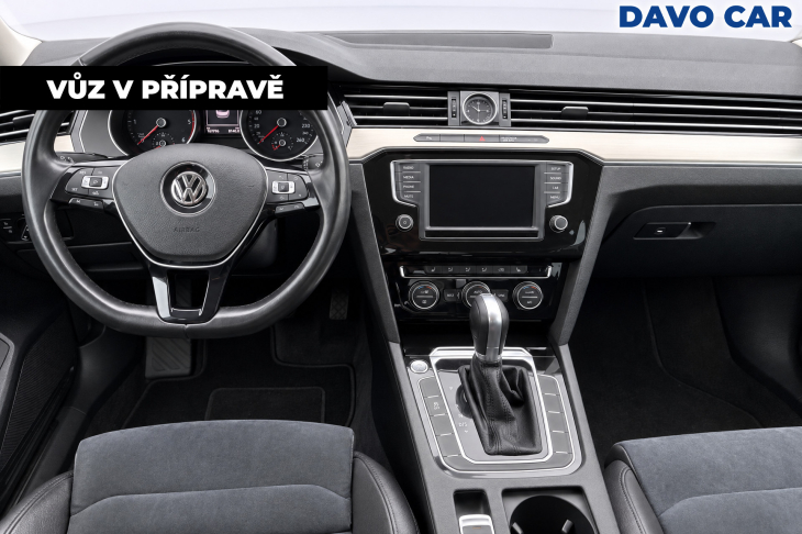 Volkswagen Passat 2,0 TDi 110kW DSG Highline CZ