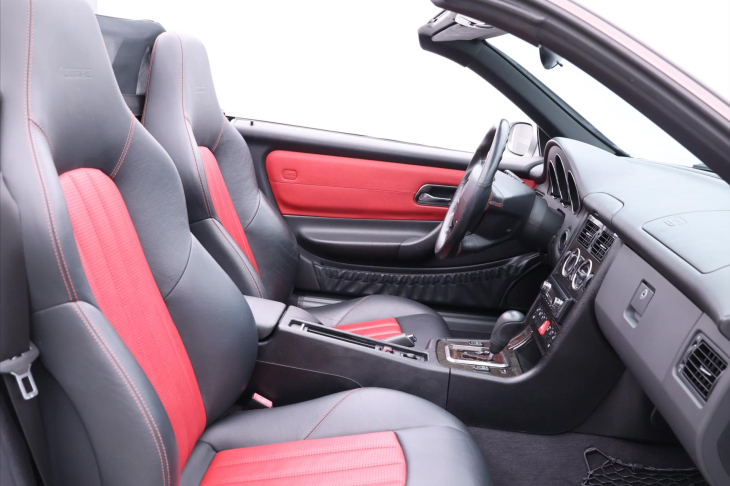 Mercedes-Benz SLK 3,2 32AMG 260kW AT 66tkm DPH