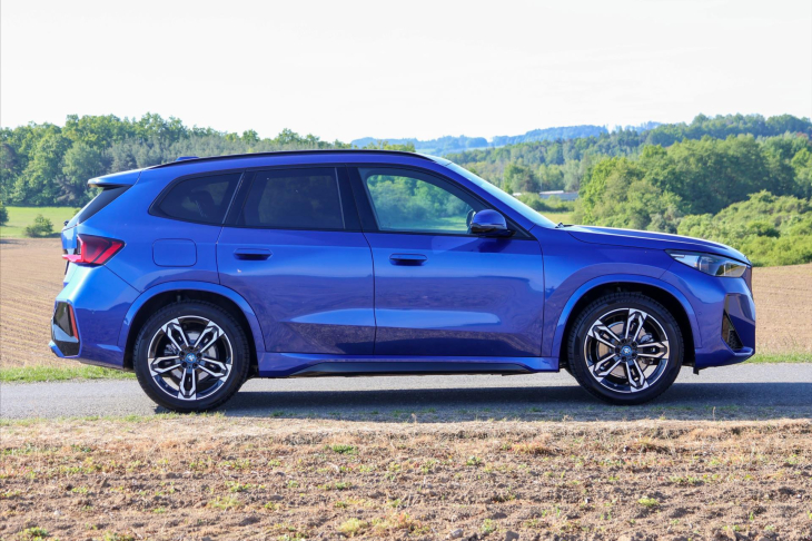 BMW iX1 xDrive30 CZ DPH