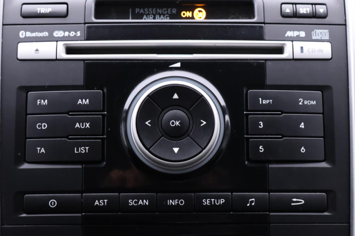 Kia Venga 1,6 i 91 kW Klima Serv.kniha