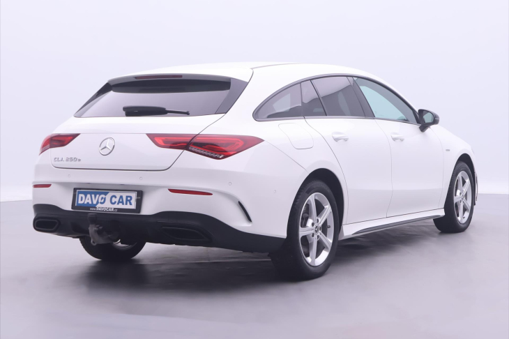 Mercedes-Benz CLA 1,3 250 118kW 250 E-Hybrid AMG