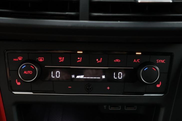 Volkswagen Polo 2,0 TSI GTI DSG Virtual Matrix