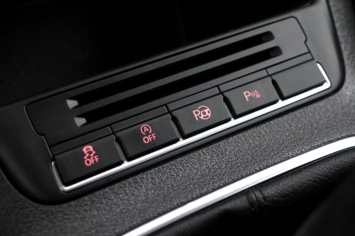 Volkswagen Tiguan 1,4 TSI 118kW CZ 2.Maj Klima
